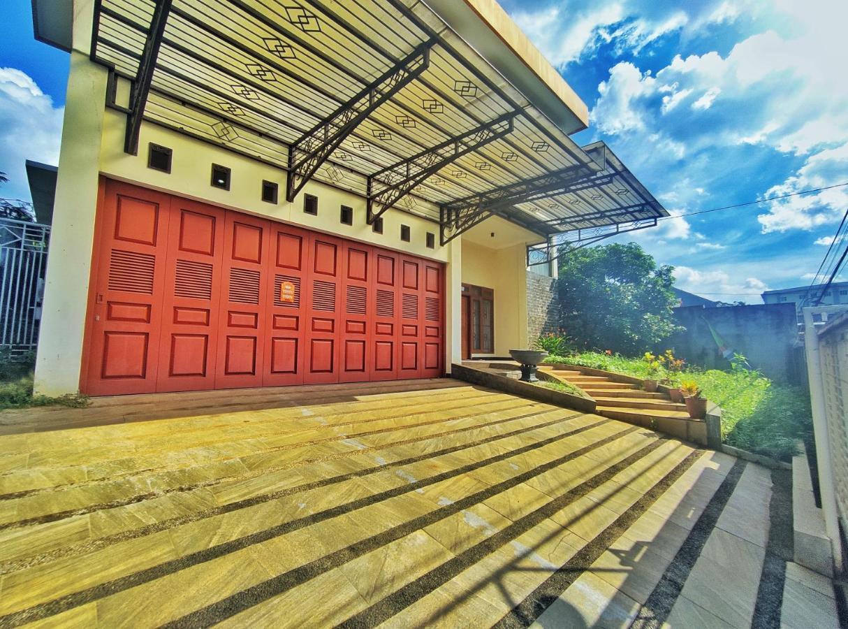 Parikesit Rent Full House Rumah liburan *